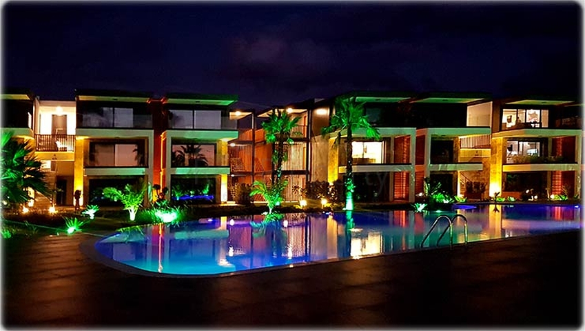 شقق للبيع في بودروم - ضمن مجمع فاخر . 