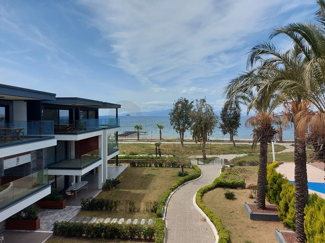 شقق للبيع في بودروم - ضمن مجمع فاخر . 