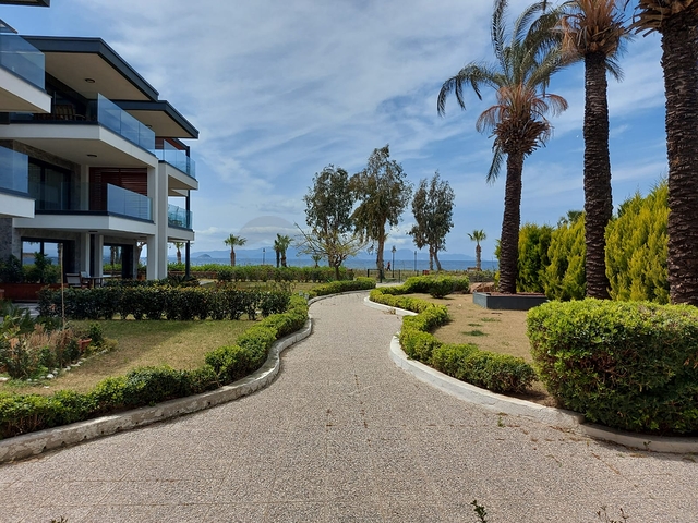 شقق للبيع في بودروم - ضمن مجمع فاخر . 