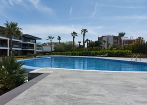 شقق للبيع في بودروم - ضمن مجمع فاخر . 