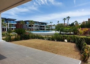 شقق للبيع في بودروم - ضمن مجمع فاخر . 