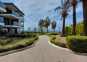 شقق للبيع في بودروم - ضمن مجمع فاخر . 