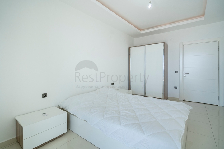 اطلالة بحر مباشرة - شقة 2 غرفة وصالة - مجمع فاخر - في كاستل / الانيا 