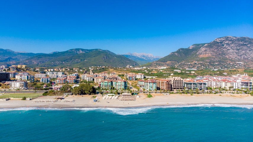 اطلالة بحر مباشرة - شقة 2 غرفة وصالة - مجمع فاخر - في كاستل / الانيا 