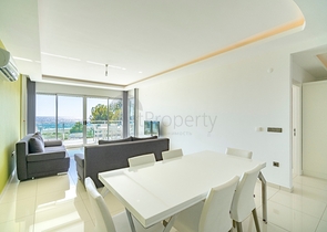 اطلالة بحر مباشرة - شقة 2 غرفة وصالة - مجمع فاخر - في كاستل / الانيا 