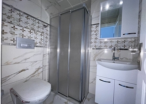 شقق للبيع في الانيا -ضمن مجمع سكني حديث في مهموتلار / الانيا 