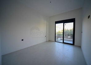 شقة غرفة وصالة - ضمن مجمع سكني حديث قريب من البحر - في مهموتلار / الانيا 