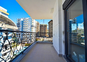 مجمع جديد - شقة غرفة وصالة - في مهموتلار / الانيا 