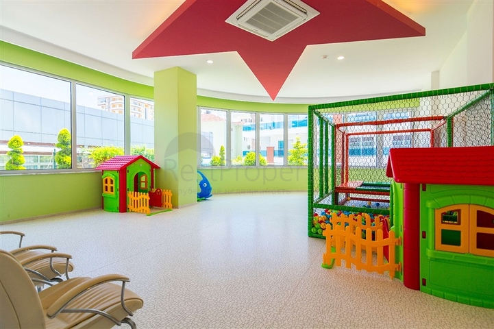 ضمن مجمع فاخر - شقة 2 غرفة وصالة - في مهموتلار/ الانيا 