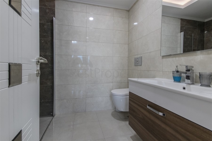 ضمن مجمع فاخر - شقة 2 غرفة وصالة - في مهموتلار/ الانيا 