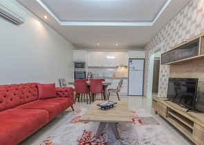 ضمن مجمع فاخر - شقة 2 غرفة وصالة - في مهموتلار/ الانيا 