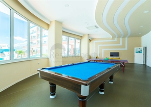 ضمن مجمع فاخر - شقة 2 غرفة وصالة - في مهموتلار/ الانيا 