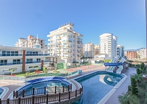 ضمن مجمع فاخر - شقة 2 غرفة وصالة - في مهموتلار/ الانيا 