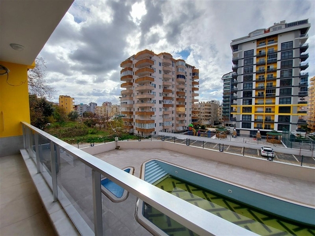 مجمع جديد -شقة  غرفة وصالة - في مهموتلار / الانيا 