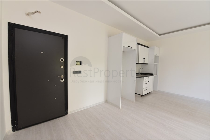 شقة غرفة وصالة - ضمن مجمع سكني في مهموتلار / الانيا 