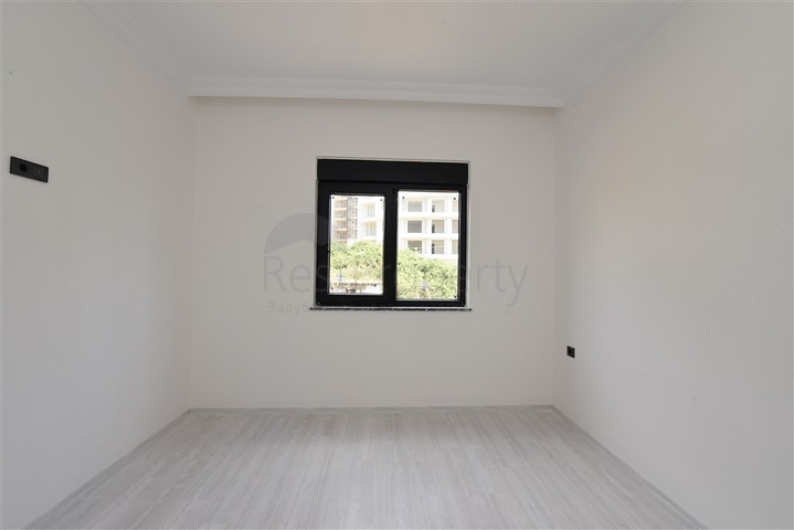 شقة غرفة وصالة - ضمن مجمع سكني في مهموتلار / الانيا 