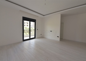 شقة غرفة وصالة - ضمن مجمع سكني في مهموتلار / الانيا 