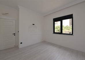 شقة غرفة وصالة - ضمن مجمع سكني في مهموتلار / الانيا 