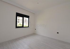 شقة غرفة وصالة - ضمن مجمع سكني في مهموتلار / الانيا 