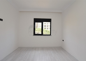 شقة غرفة وصالة - ضمن مجمع سكني في مهموتلار / الانيا 