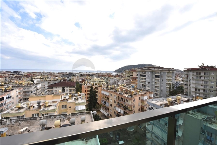 اطلالة بحر وقلعة - شقة 2 غرفة وصالة  - في مركز الانيا 