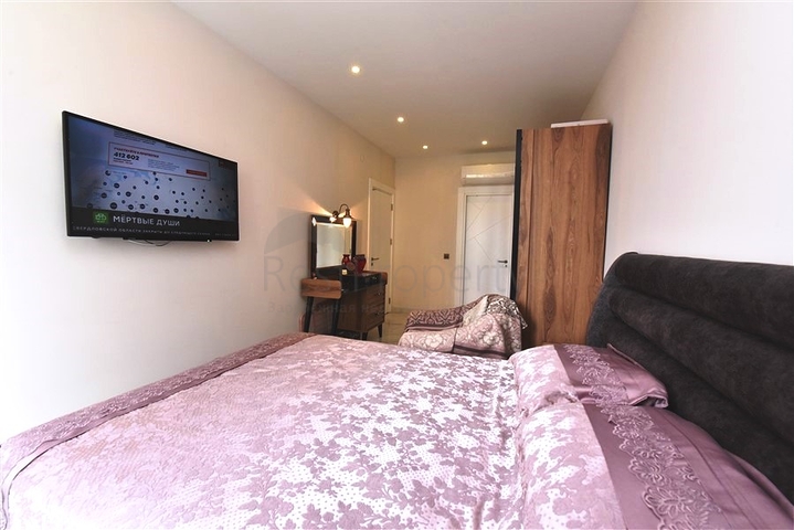 اطلالة بحر وقلعة - شقة 2 غرفة وصالة  - في مركز الانيا 