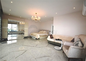 اطلالة بحر وقلعة - شقة 2 غرفة وصالة  - في مركز الانيا 