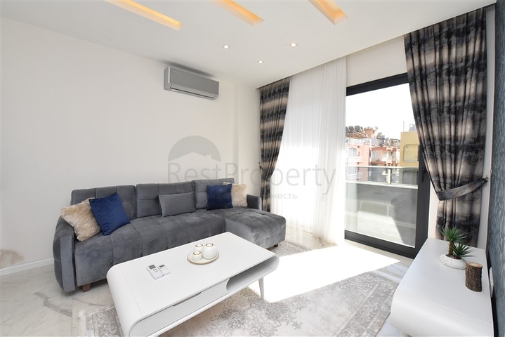 استثمر الان - شقق بالاقساط - في مجمع قيد الانشاء - مركز الانيا 