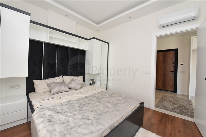 استثمر الان - شقق بالاقساط - في مجمع قيد الانشاء - مركز الانيا 