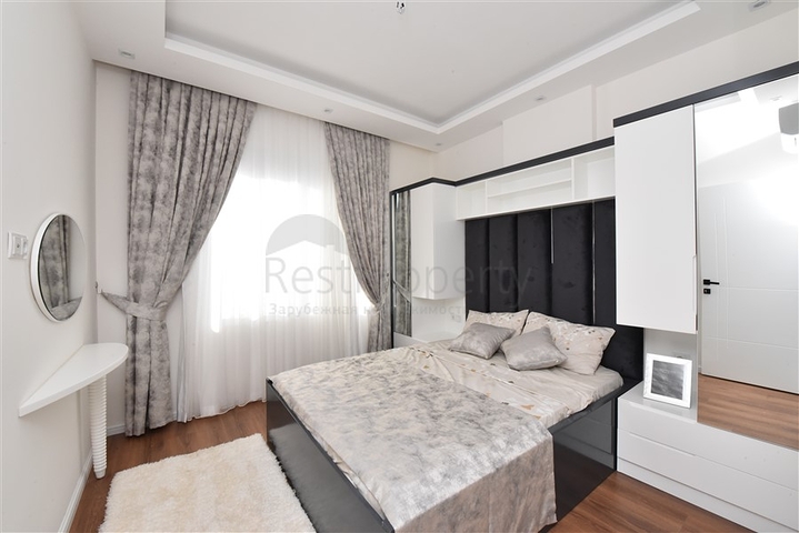 استثمر الان - شقق بالاقساط - في مجمع قيد الانشاء - مركز الانيا 