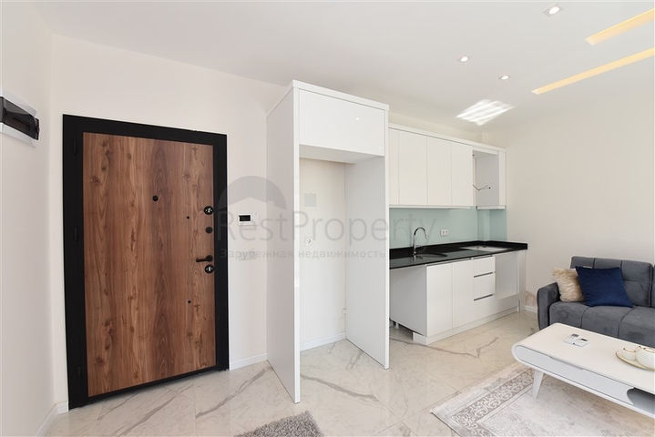 استثمر الان - شقق بالاقساط - في مجمع قيد الانشاء - مركز الانيا 