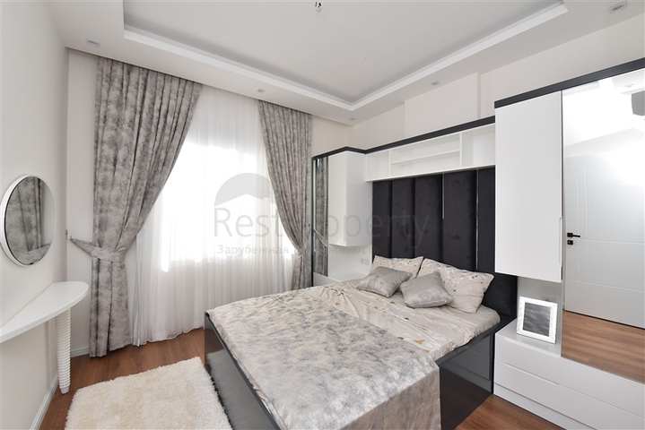 استثمر الان - شقق بالاقساط - في مجمع قيد الانشاء - مركز الانيا 