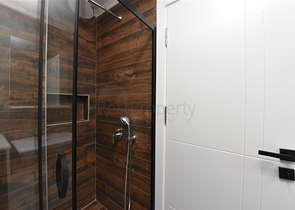 استثمر الان - شقق بالاقساط - في مجمع قيد الانشاء - مركز الانيا 