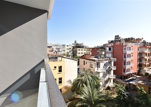 استثمر الان - شقق بالاقساط - في مجمع قيد الانشاء - مركز الانيا 