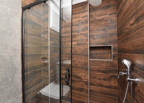 استثمر الان - شقق بالاقساط - في مجمع قيد الانشاء - مركز الانيا 