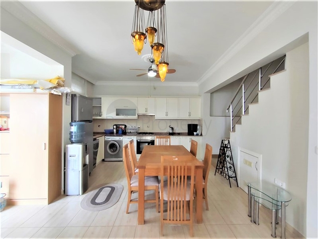 اطلالة بحر -سعر مناسب - دوبلكس 2 غرفة وصالة - في ديمرتاش / الانيا 