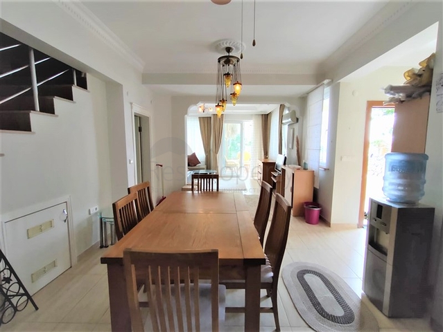 اطلالة بحر -سعر مناسب - دوبلكس 2 غرفة وصالة - في ديمرتاش / الانيا 