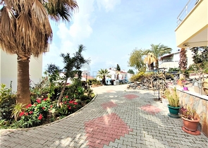 اطلالة بحر -سعر مناسب - دوبلكس 2 غرفة وصالة - في ديمرتاش / الانيا 