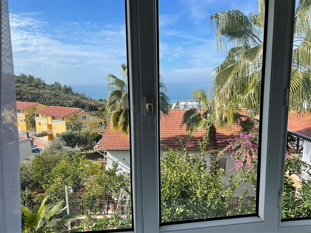 اطلالة بحر -فيلا 3 غرف نوم وصالة -مؤثثة - في منطقة كارجي جاك / الانيا 