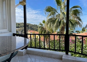 اطلالة بحر -فيلا 3 غرف نوم وصالة -مؤثثة - في منطقة كارجي جاك / الانيا 