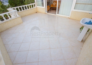 اطلالة بحر -فيلا 3 غرف نوم وصالة -مؤثثة - في منطقة كارجي جاك / الانيا 