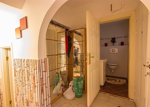 اطلالة بحر -فيلا 3 غرف نوم وصالة -مؤثثة - في منطقة كارجي جاك / الانيا 