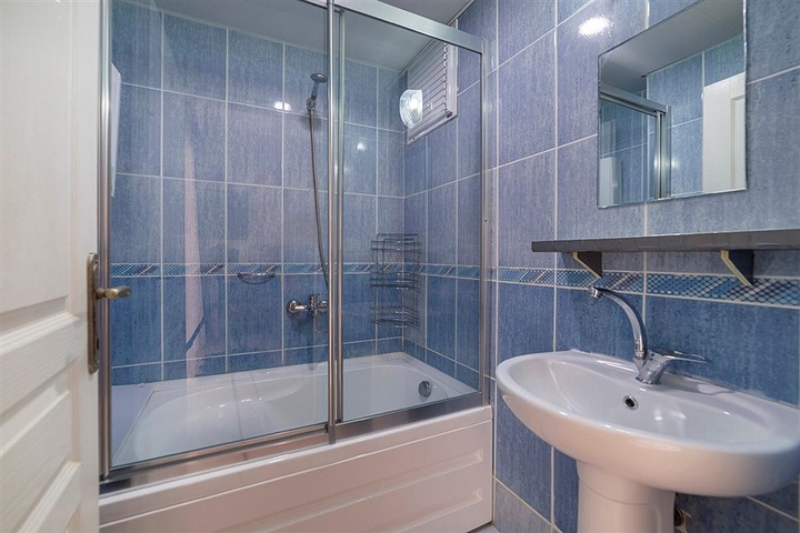 شقة غرفتين وصالة -مفروشة -في مهموتلار / الانيا 