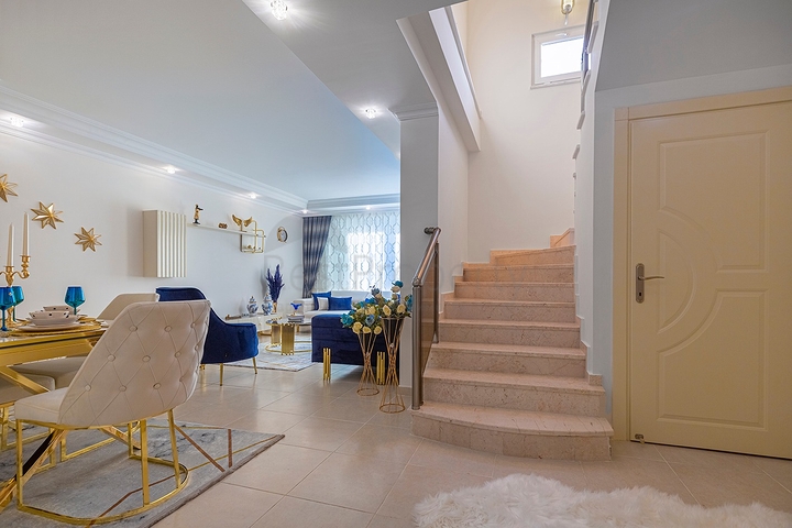 دوبلكس 3 غرف وصالة -مفروشة - في مهموتلار / الانيا 