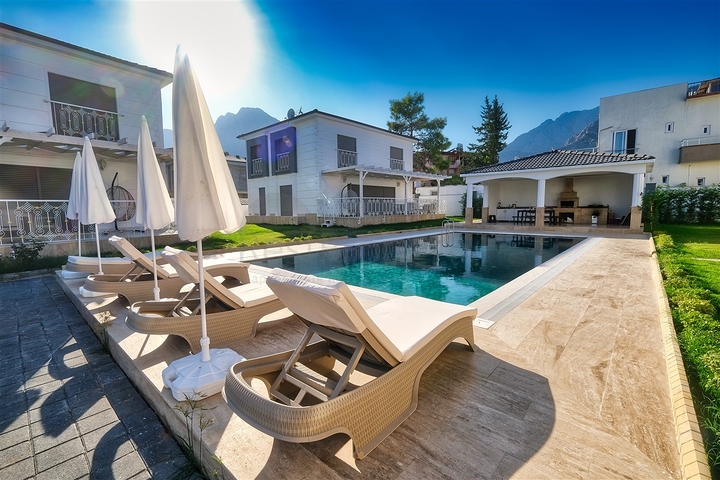 فيلا من 3 غرف نوم في جوينوك كيمير