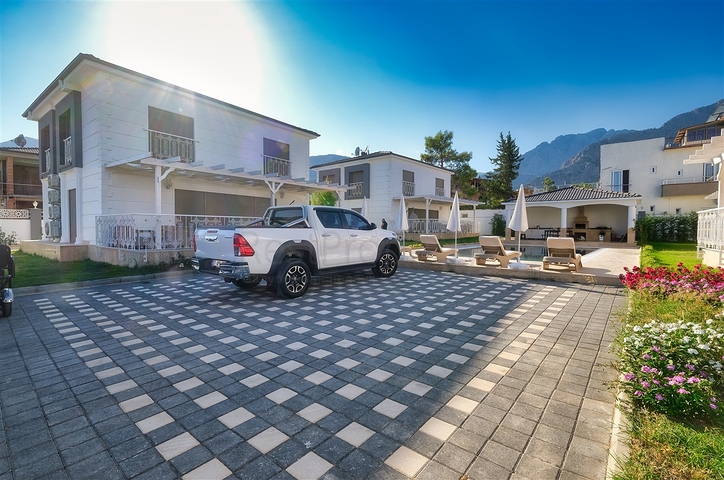 فيلا من 3 غرف نوم في جوينوك كيمير