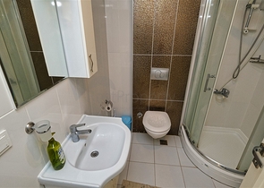 شقة 1 + 1 مع أثاث في ليمان كونيالتي 5 دقائق من البحر