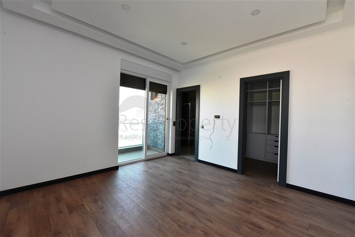 شقة عائلية -تصميم 3 غرف وصالة -مجمع فاخر -في اوبا / الانيا 