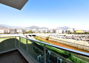 شقة عائلية -تصميم 3 غرف وصالة -مجمع فاخر -في اوبا / الانيا 