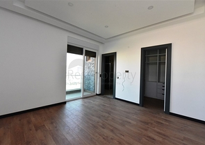 شقة عائلية -تصميم 3 غرف وصالة -مجمع فاخر -في اوبا / الانيا 